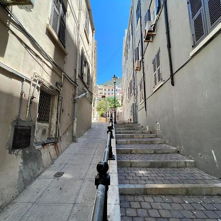 Peaceful 1Br With Shared Terrace At The Nook Apartment Gibraltar Luaran gambar