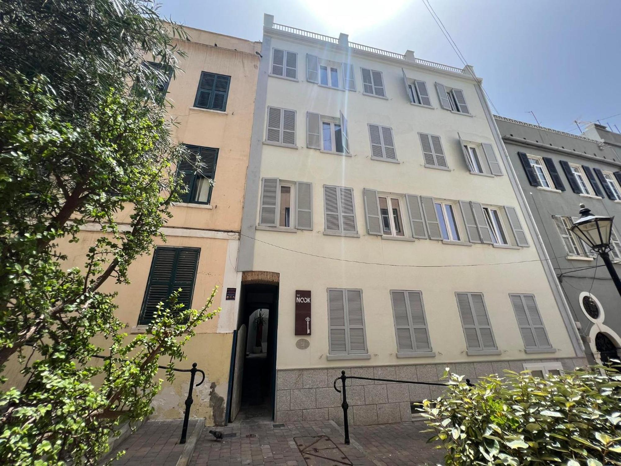 Peaceful 1Br With Shared Terrace At The Nook Apartment Gibraltar Luaran gambar